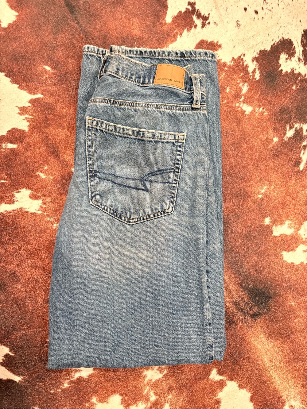 American Eagle Outfitters Women’s Light Blue Straight Leg Jeans